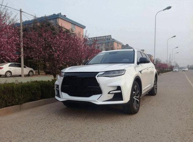 多特启程飞往弗赖堡，莫尔和伊萨克缺席：ky com(图1)