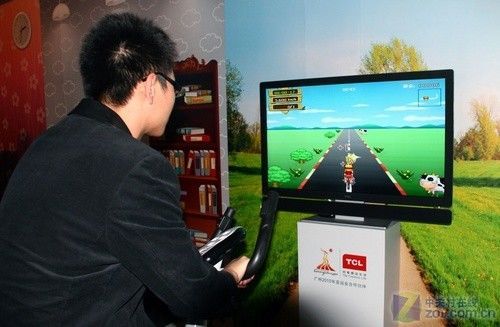 比达尔赛后做出特殊庆祝动作，第三个孩子将降‘ky com’(图1)