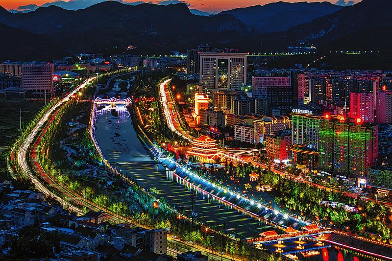 剧情反转!曝瓜帅将入主曼联 已开始规划引援工作“ky com”(图2) 剧情反转!曝瓜帅将入主曼联 已开始规划引援工作“ky com”(图2)