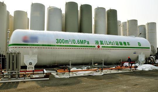 美食分享:凤凰鲜虾卷、苹果鲫鱼汤、葡萄柚子汁的做法_kycom(图3) 美食分享:凤凰鲜虾卷、苹果鲫鱼汤、葡萄柚子汁的做法_kycom(图3)