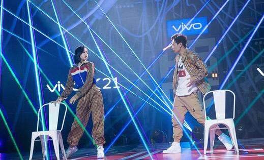 “kycom”门兴格拉德巴赫力求“加”3分(图1) “kycom”门兴格拉德巴赫力求“加”3分(图1)