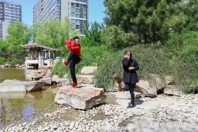 美食分享:玫瑰豉油鸡、鲜菇蛋花汤、麻辣牛肉片的简单做法“ky com”(图1) 美食分享:玫瑰豉油鸡、鲜菇蛋花汤、麻辣牛肉片的简单做法“ky com”(图1)