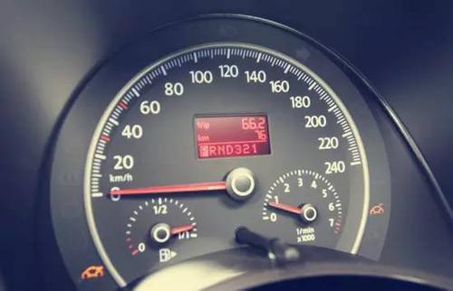 德罗赞32分洛瑞17+10 猛龙力擒奇才3-2拿到赛点-ky.com(图3) 德罗赞32分洛瑞17+10 猛龙力擒奇才3-2拿到赛点-ky.com(图3)