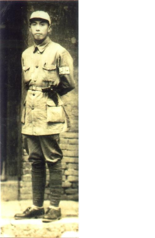 揭秘:19997只小鸡离奇死亡之谜!_ky.com(图2)
揭秘:19997只小鸡离奇死亡之谜!_ky.com(图2)