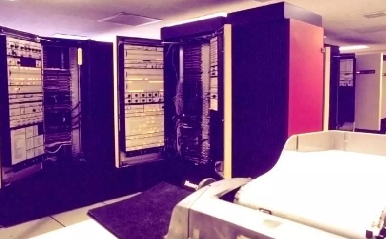 ky com-德甲-汉堡1-0保级希望渺茫 霍村5-2冲欧冠席位(图2) ky com