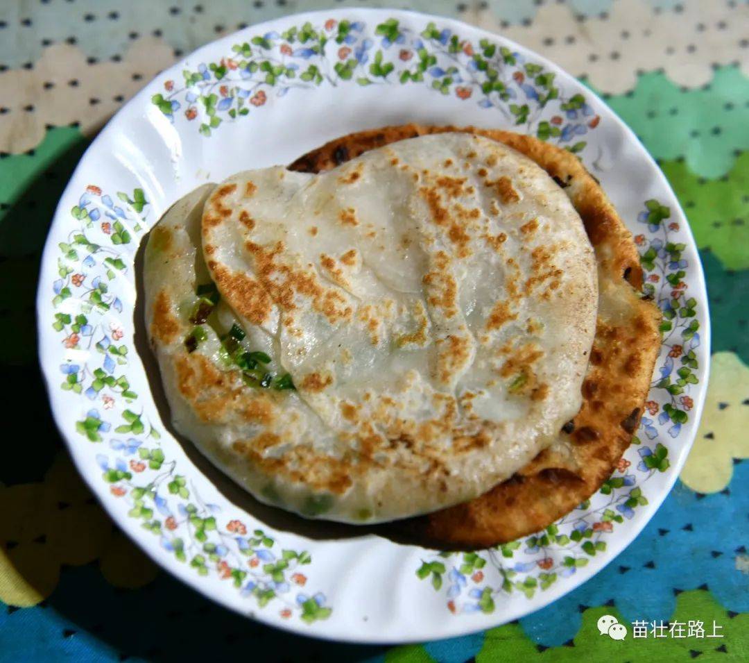 “ky com”
2021.01.11：给Siripan妈妈做罗宋汤+葱花饼(图5)