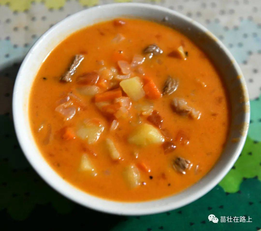 “ky com”
2021.01.11：给Siripan妈妈做罗宋汤+葱花饼(图8)