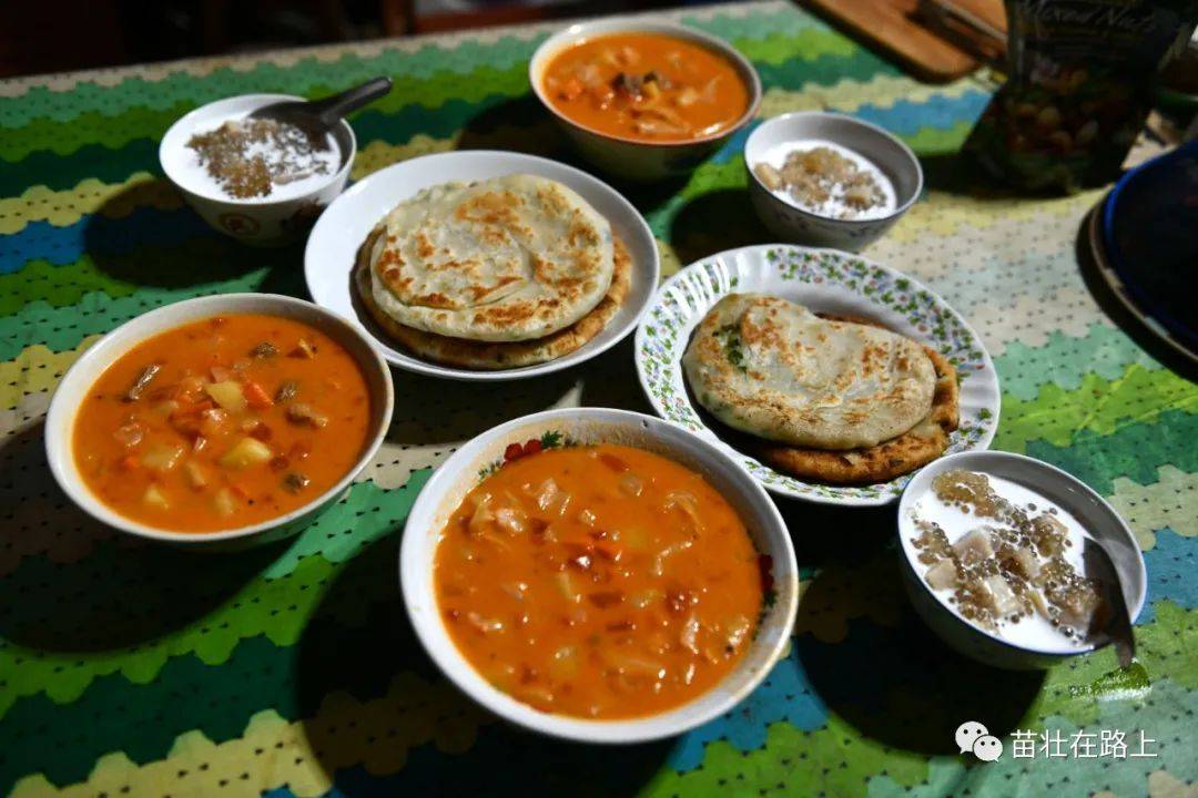 “ky com”
2021.01.11：给Siripan妈妈做罗宋汤+葱花饼(图9)