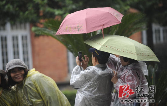 火箭从NBDL召回周琦 开端轮休!大魔王时机来了|ky.com(图2) 火箭从NBDL召回周琦 开端轮休!大魔王时机来了|ky.com(图2)