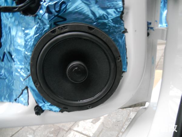 格里芬遭晚辈打爆致命三分长脸 庄神成功破砍鲨：ky com(图2)