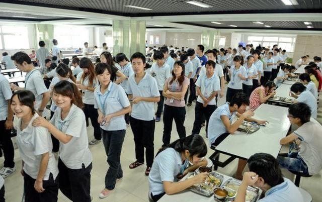 萨博尼斯新赛季或成首发‘ky.com’(图2)