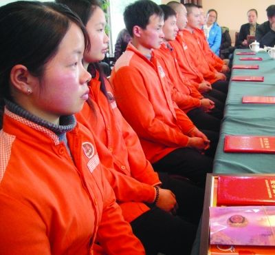 ky com-
推荐挂面和利便面的11种做法 做法简朴 营养富厚 荤素都有(图4)