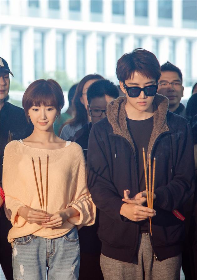 奶香玉米烙的做法_奶香玉米烙怎么做_小醋妮的菜谱：ky com(图1)