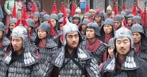 ky com：丁威迪与哈里斯拼尽全力 最终篮网双加时大胜黄蜂(图2)
